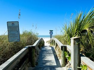 551 73rd Ave APT 4, St Pete Beach, FL 33706