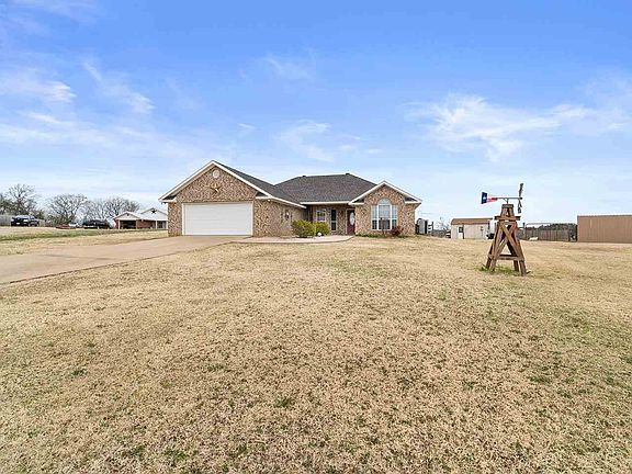 4th image of 230 Private Road 4087