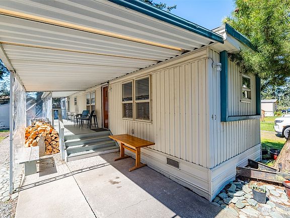 3rd image of 24443 Wicker Road #40