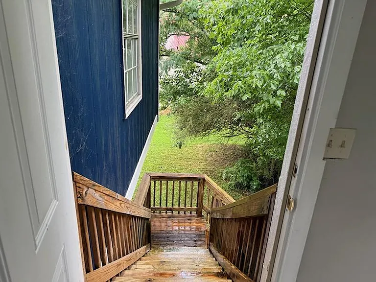 508 Closhire Ln — Photo 10
