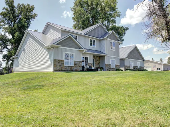 19727 County Highway 24, West Concord, MN 55985