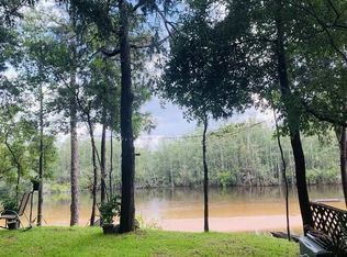 6310 Riverwood Rd, Milton, FL 32570