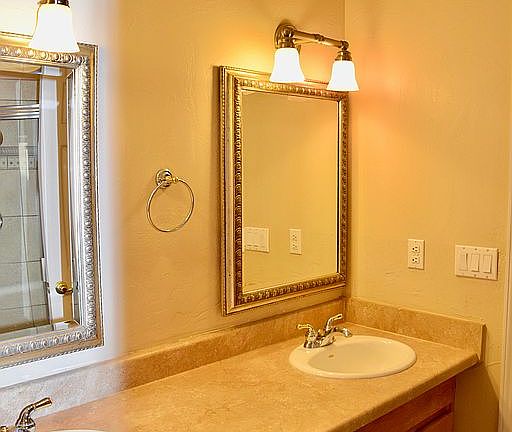 4th image of 5335 Montano Plaza Dr NW
