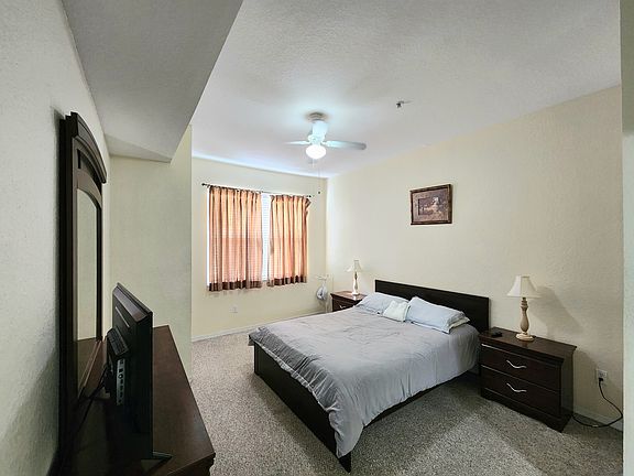 5th image of 4019 Venetian Bay Dr APT 104