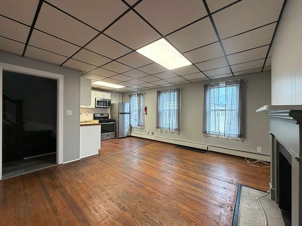 169 Liberty St #2