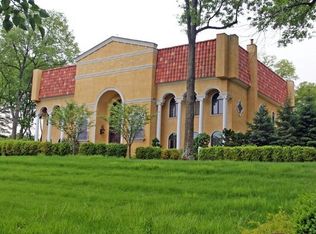 146 Summit Rd, Florham Park, NJ 07932