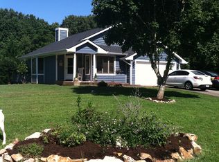 25 Catamaran Rd, Moneta, VA 24121