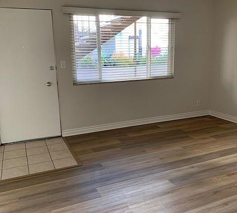 4th image of 26 W Arrellaga St #5