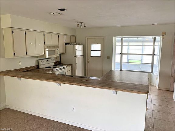 4th image of 1139 Joel Blvd