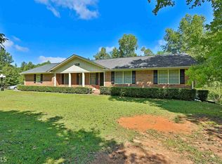 128 Robin Hood Dr, Newnan, GA 30263