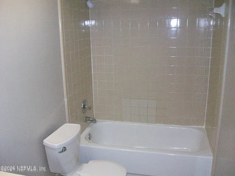 5860 Liska Dr — Photo 24