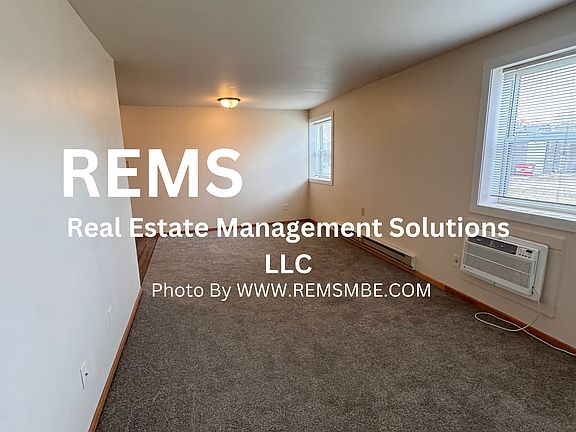 5th image of 122 Maine St #11202993