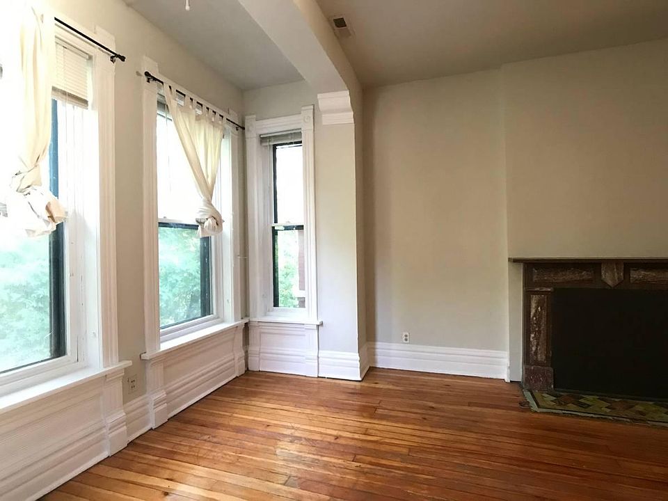 1st image of 1434 N North Park Ave #3