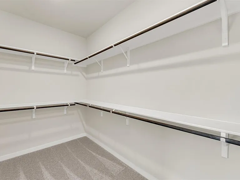 324 Amista Dr — Photo 23