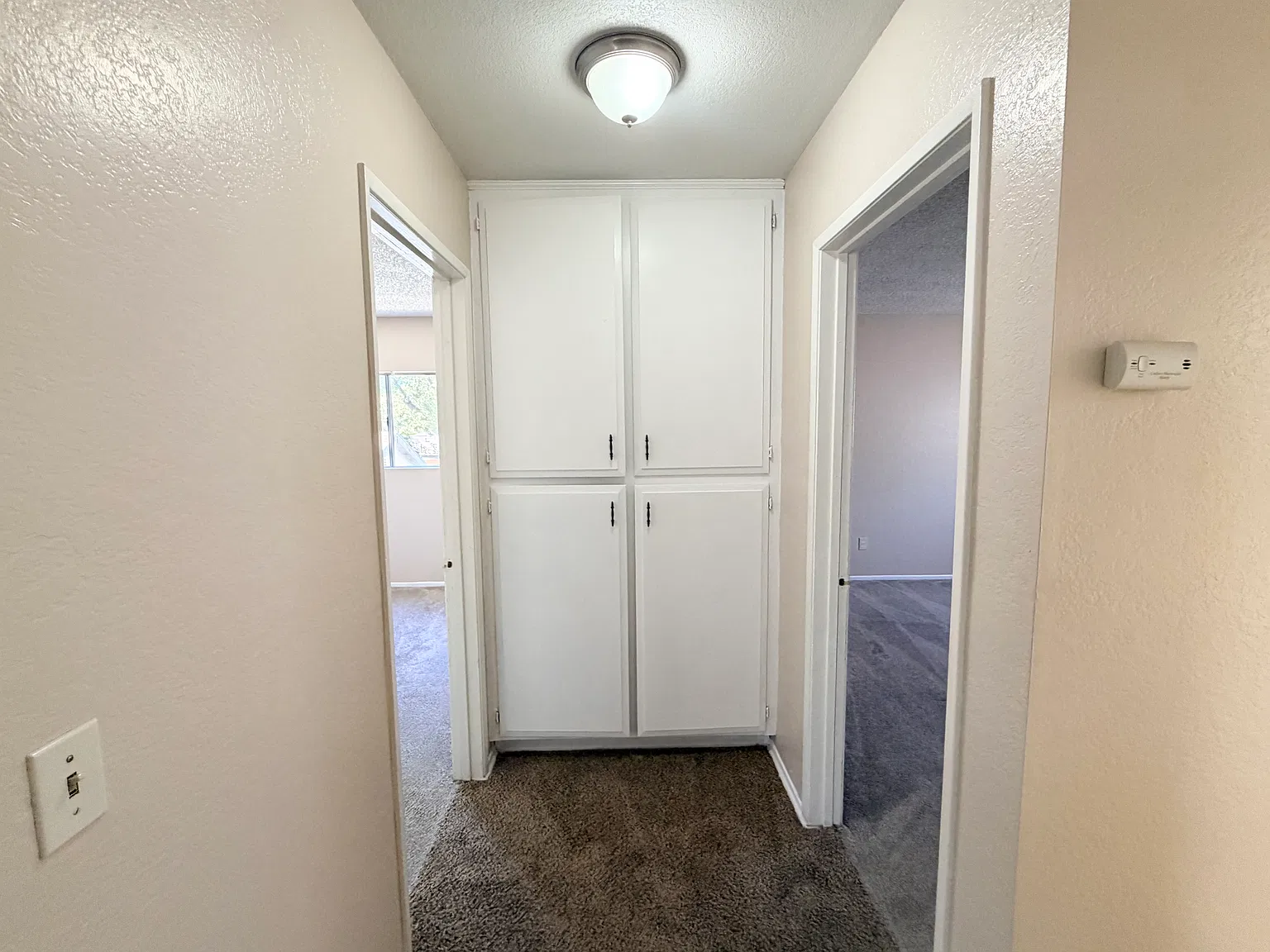 407 E East St — Photo 4