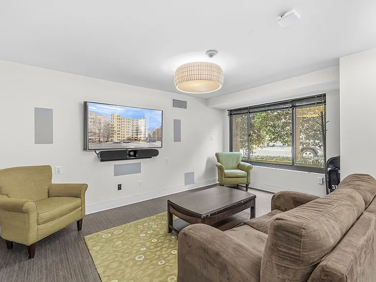 5410 Connecticut Ave NW #811A — Photo 34