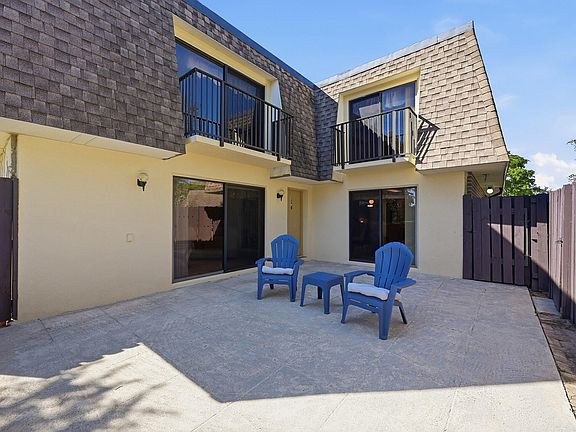 3rd image of 2913 SW 22nd Circle #36a