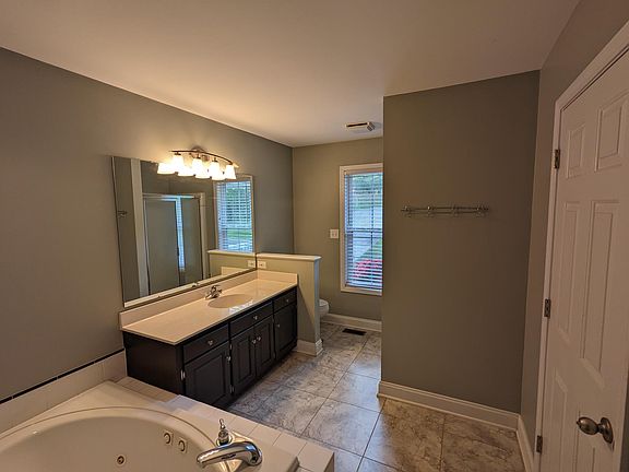 5th image of 7540 Forest Oak Dr