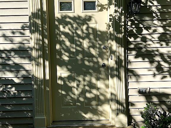 3rd image of 7701 Fawn Ct