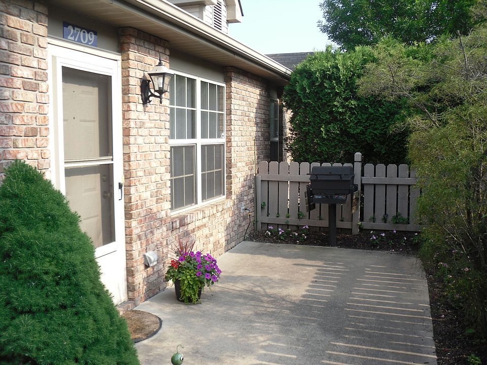 1st image of 2709 Shakespeare Ln