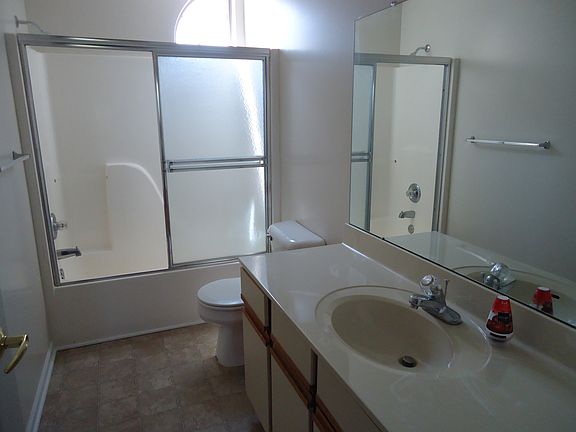 5th image of 236 Brookwood Dr #15