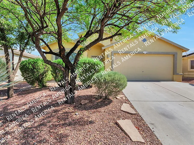 10462 E Jerrell Cove St — Photo 1