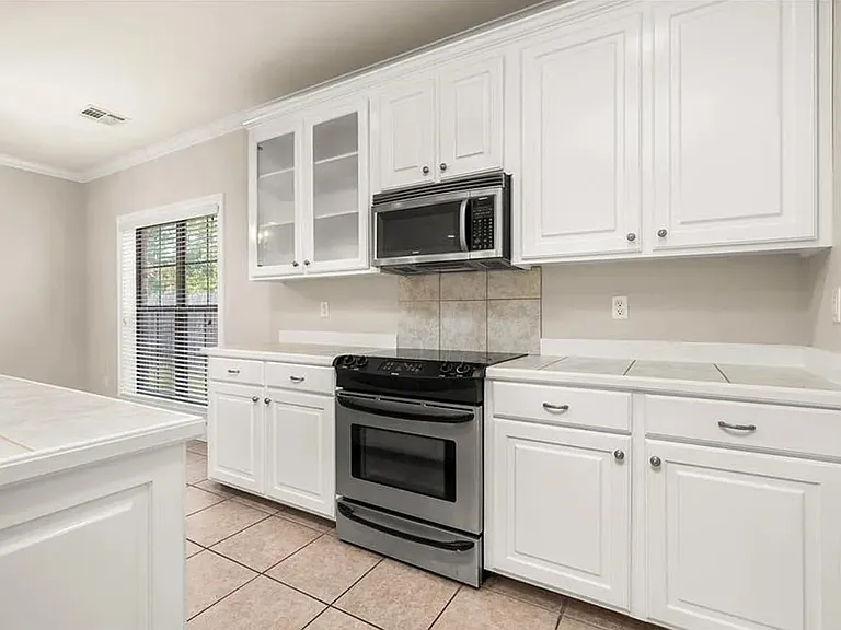 6004 Pepper Tree Dr — Photo 11