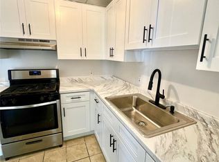 25 Ruth Ct, Middletown, NY 10940