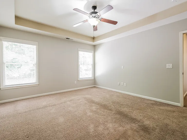 216 Jefferson Ave — Photo 12