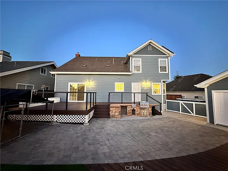 604 Village Ct — Photo 39