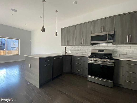 2nd image of 1755 N Marshall St #1