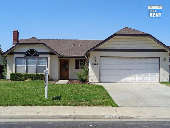 2nd image of 1064 Lakewood Dr