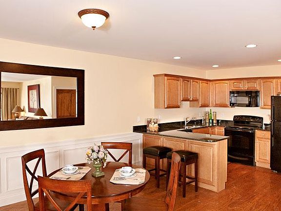 2nd image of 61 Stewart Ave Unit 202