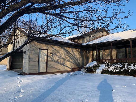 2nd image of 417 Staffordshire Dr NE
