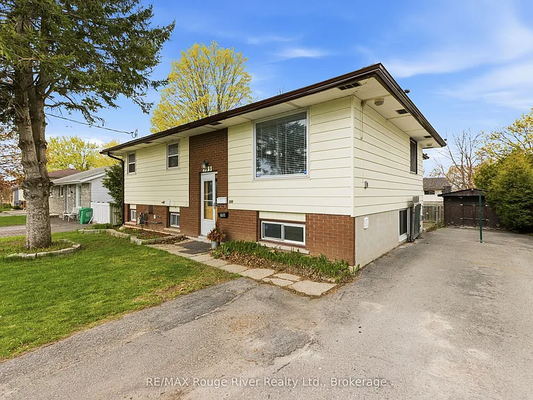 599 Otonabee Dr #2 — Photo 4