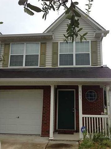 1st image of 301 Crooked Pine Trl #B1