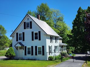 153 Moosehead Trl, Newport, ME 04953