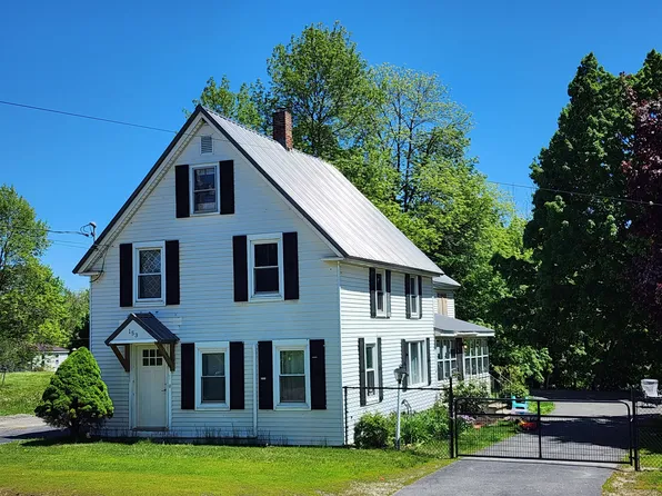 153 Moosehead Trail, Newport, ME 04953