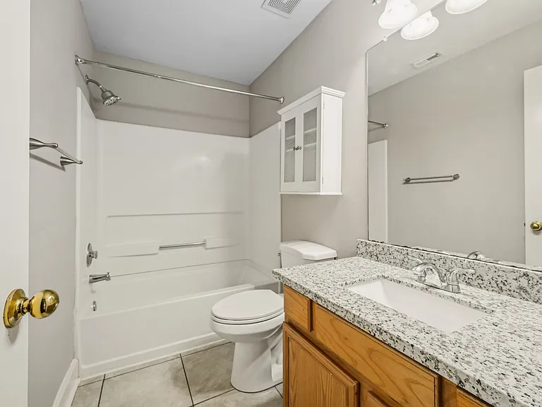 20967 Young Meadows Way — Photo 10