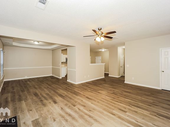 3rd image of 5805 Little River Rd