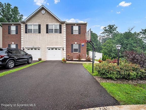 2nd image of 226 Clarkdale Ln
