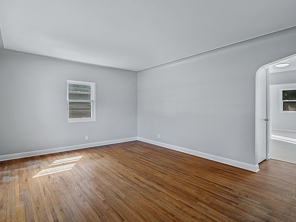 5th image of 6107 Bryant Ave N