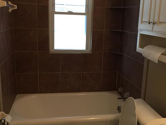3rd image of 1152 Atwood Ave