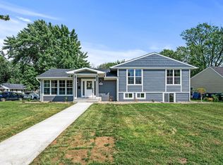 6901 Dawson Ln, Edina, MN 55435