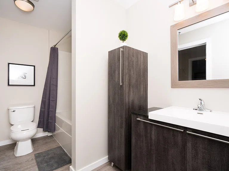 703 Sterling Lyon Pkwy — Photo 10