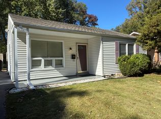 325 Brackleigh Ln, Florissant, MO