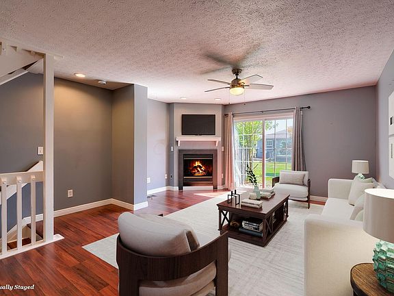 3rd image of 5788 Blendonbrook Ln #109B
