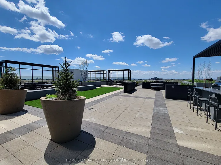 2020 Bathurst St #1017 — Photo 15