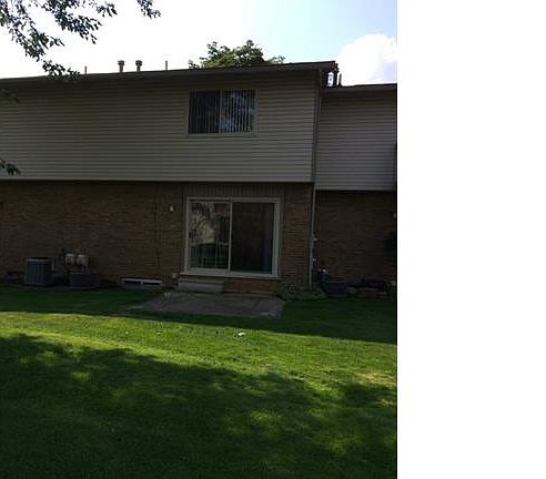 2nd image of 94 Willow Way #1