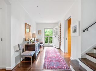 2235 W 63rd St, Mission Hills, KS 66208